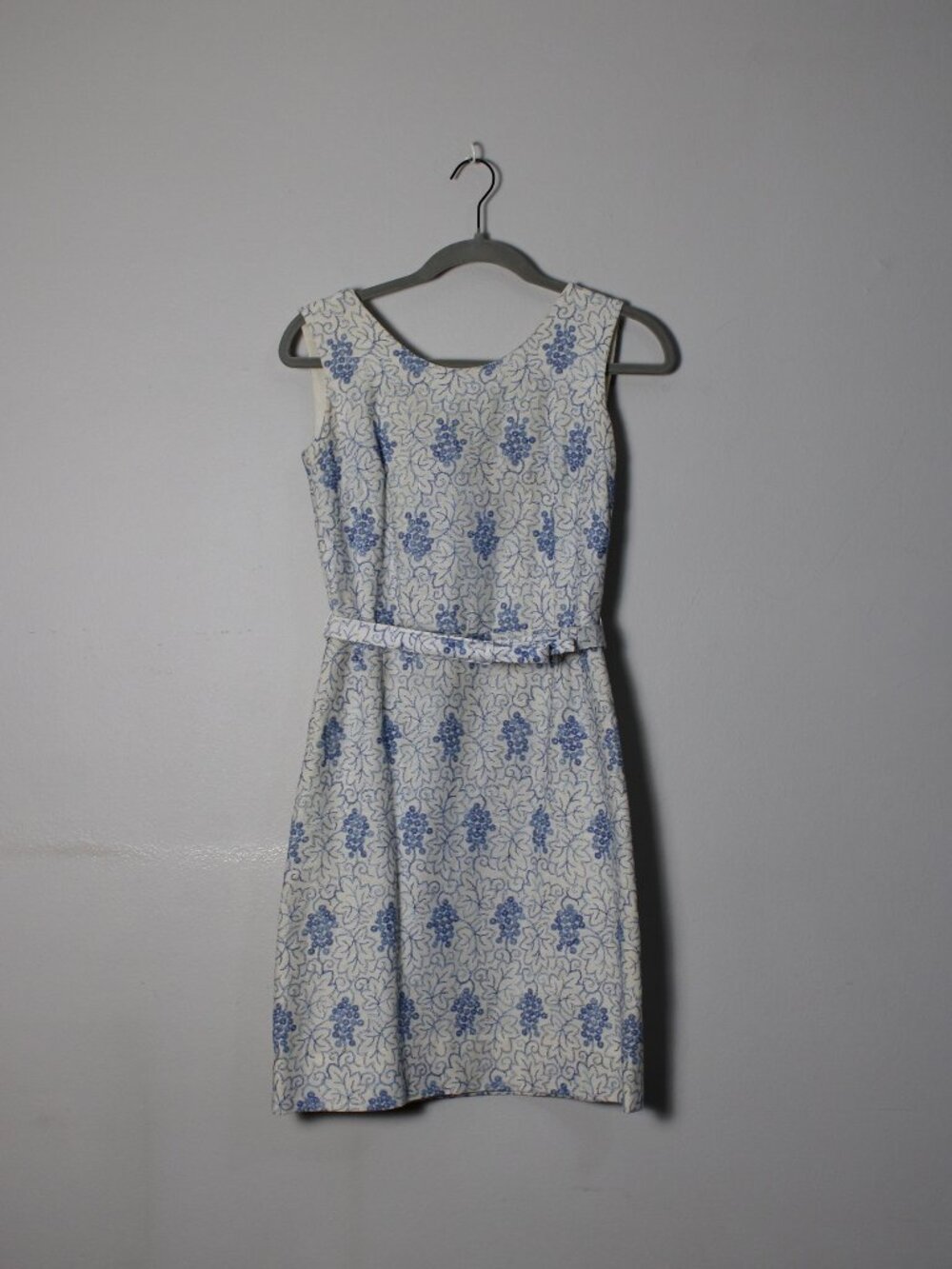 60s White & Blue Floral Wiggle Dress